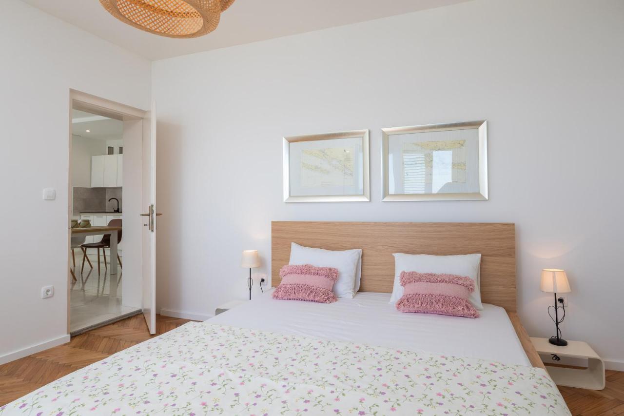 Blue Lagoon Beach Apartments ดูกีรัท ภายนอก รูปภาพ